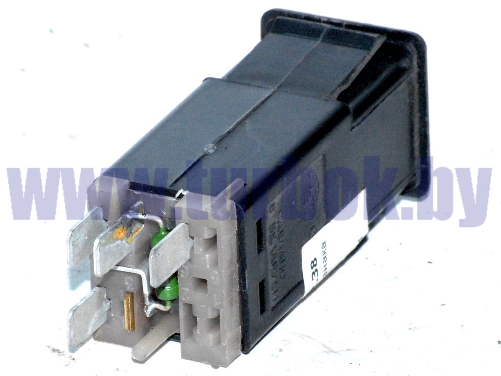 Выключатель фонарей знака автопоезда