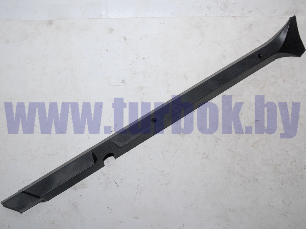 Накладка стойки (на большую кабину) правая