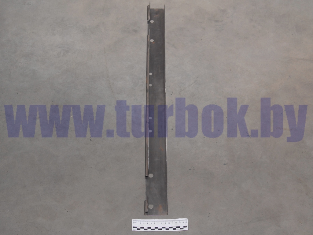 Усилитель крепления двери левый