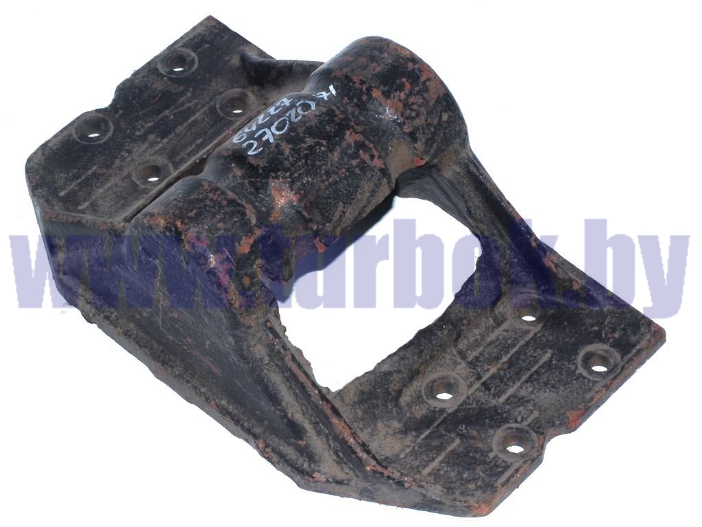 Кронштейн крепления седельного устройства(старого образца) на 8 отверстий