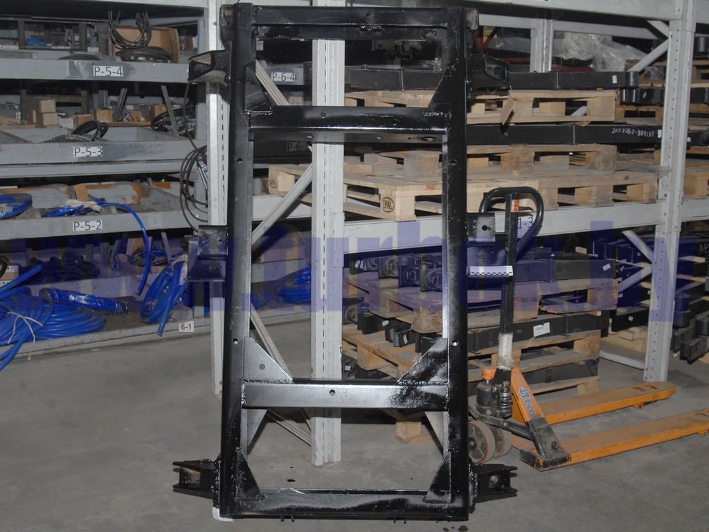 Рама поворотной тележки (ширина между рессорами Н-990, под дышло 870мм, рессора L=1750)