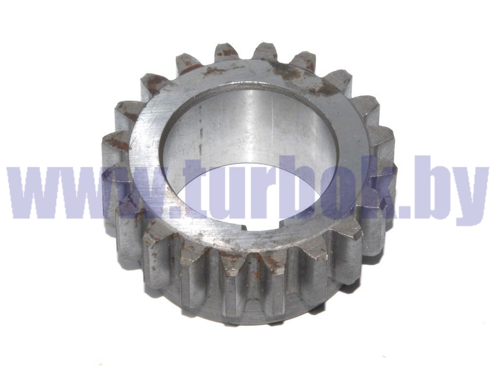 Шестерня заднего хода вала промежуточного КПП-695Д под шпонку