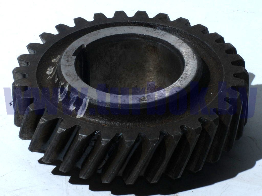 Шестерня 3 передачи вала промежуточного КПП-695Д под шпонку