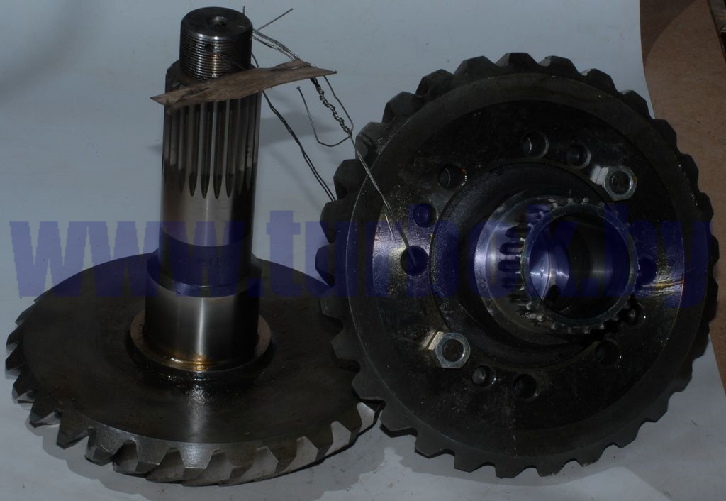 Шестерня ведущая и ведомая