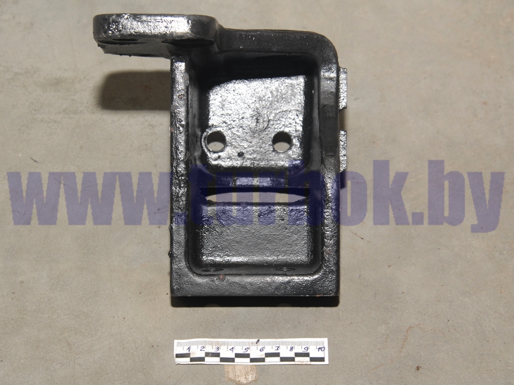 Кронштейн бруса противоотканого (правый)